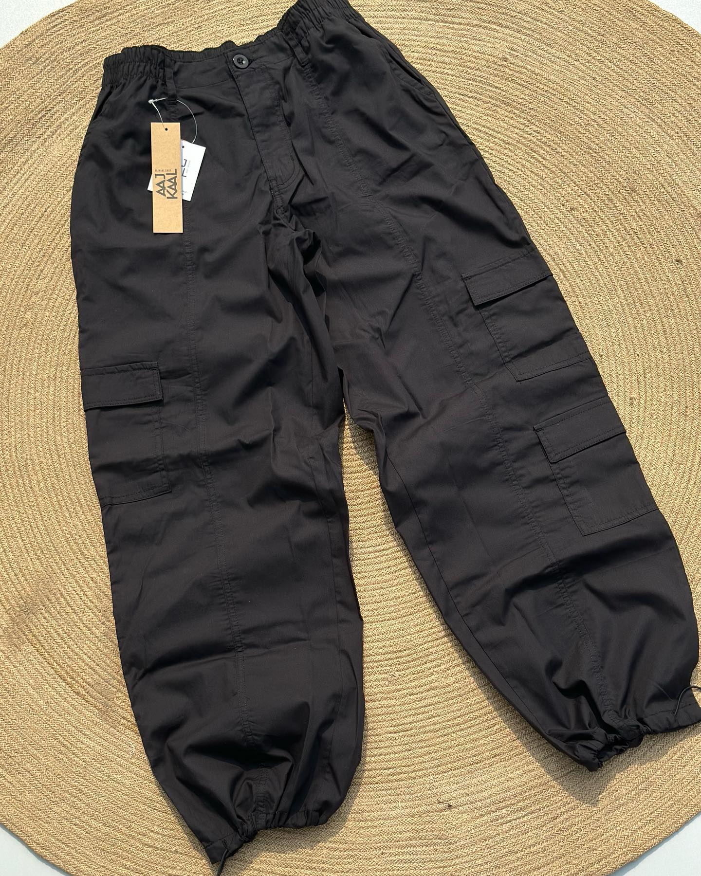 Parachute Pant - Black by Aaj-Kaal