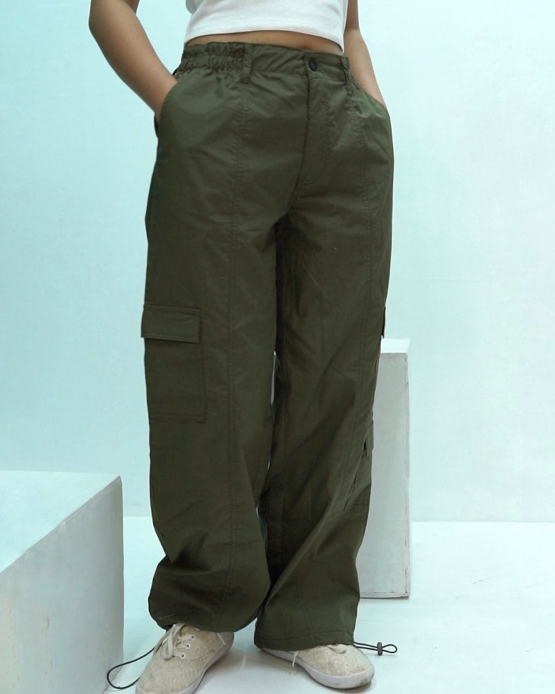 Parachute Pant - Olive by Aaj-Kaal