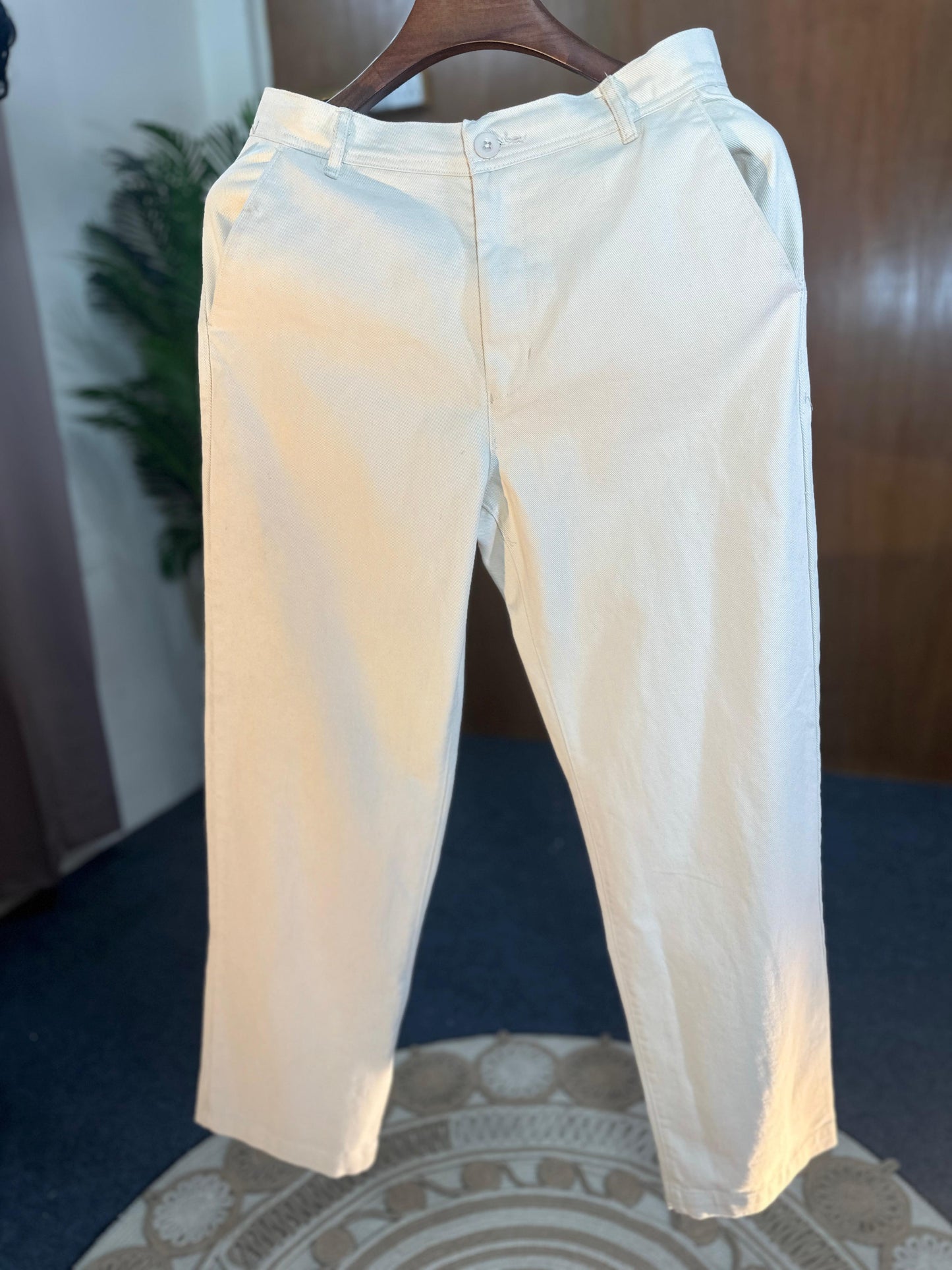 Twill Gabardine Baggy Pant-Off White