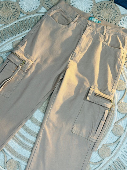 Gabardine Cargo Pant (Beige)