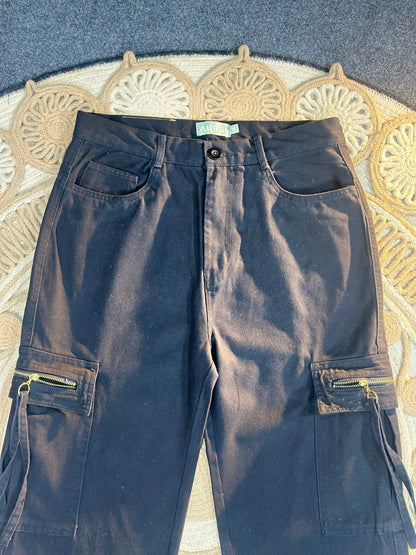 Gabardine Cargo Pant (Black)
