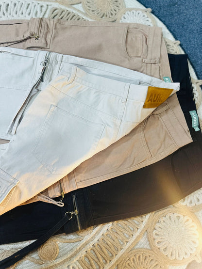 Gabardine Cargo Pant (Off White)
